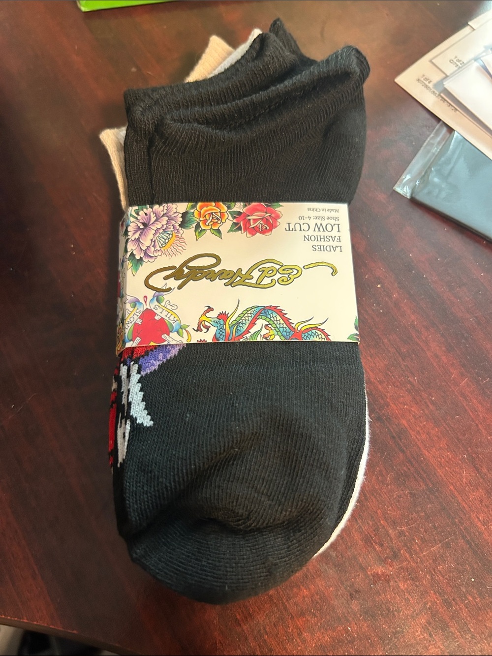 Women Ed Hardy  Low-Cut Black and White No-Show Socks - 5 pack